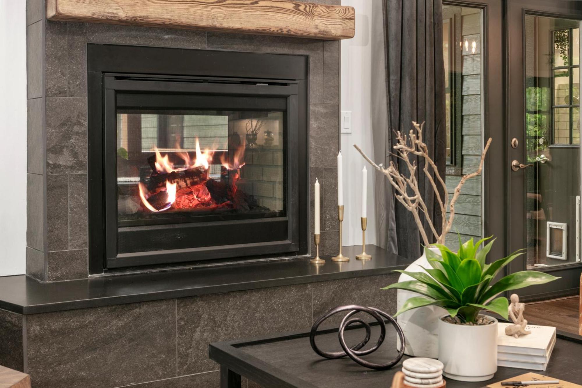 New, 2 Miles To Downtown, Luxury, Hot Tub, Fire Pit, Secluded Serenity Of The Blue Ridge Mountains Holiday home